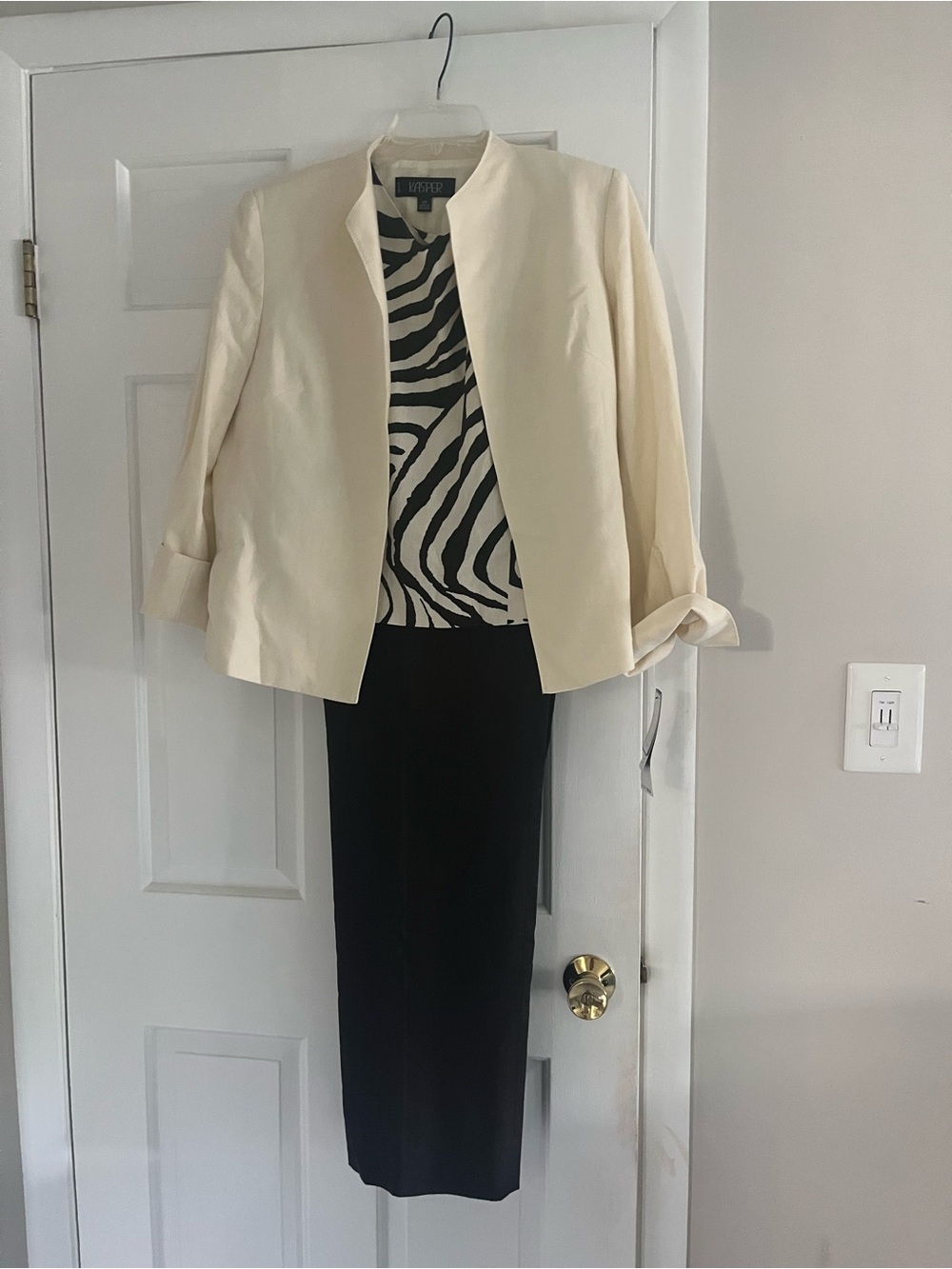 Kasper Petite 3 piece pant outfit Linen